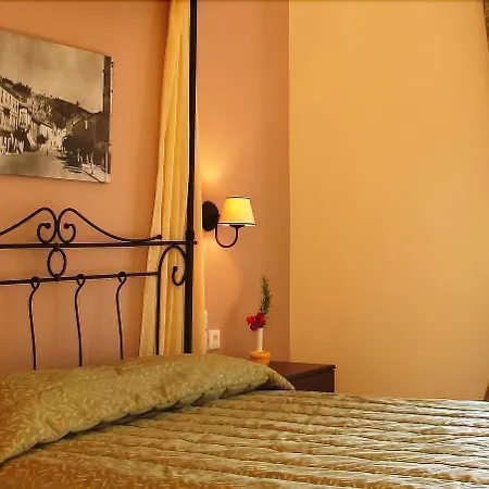 Maistrali Zante Tragaki