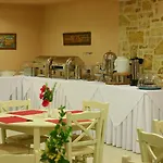 Maistrali Zante Tragaki