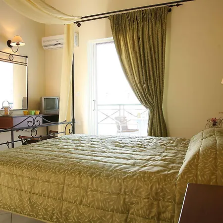 مايسترالي فندق